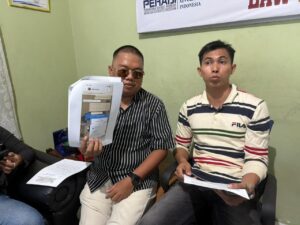 Ega Surya Perdana, S.H (kiri), Goklas Tambun, S.H (kanan), Tim kuasa hukum Arindama Law Firm.